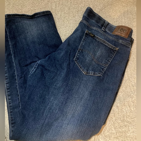 Lee Extreme Motion Jeans - Picture 2 of 6